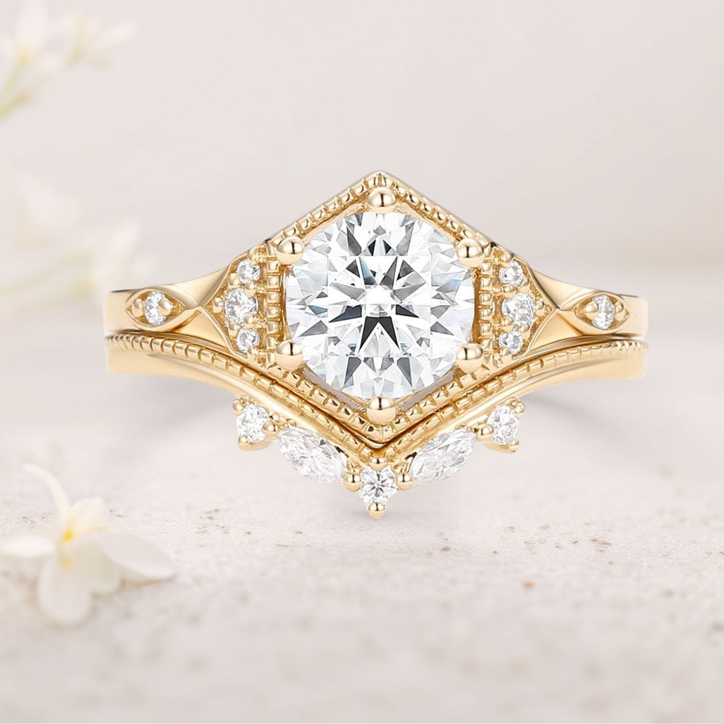 Unique floral engagement rings Round Moissanite Wedding Ring Set For Women