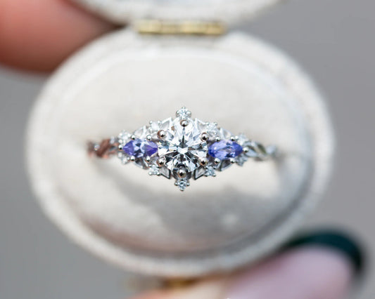 Uniqueo Celeste Rose Three Stone Round Moissanite Ring