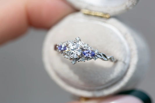 Uniqueo Celeste Rose Three Stone Round Moissanite Ring