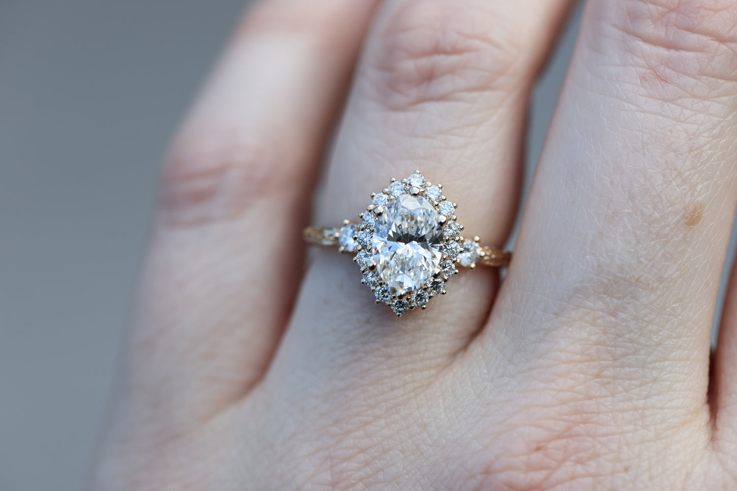 Unique Ash Oval Halo Moissanite Ring